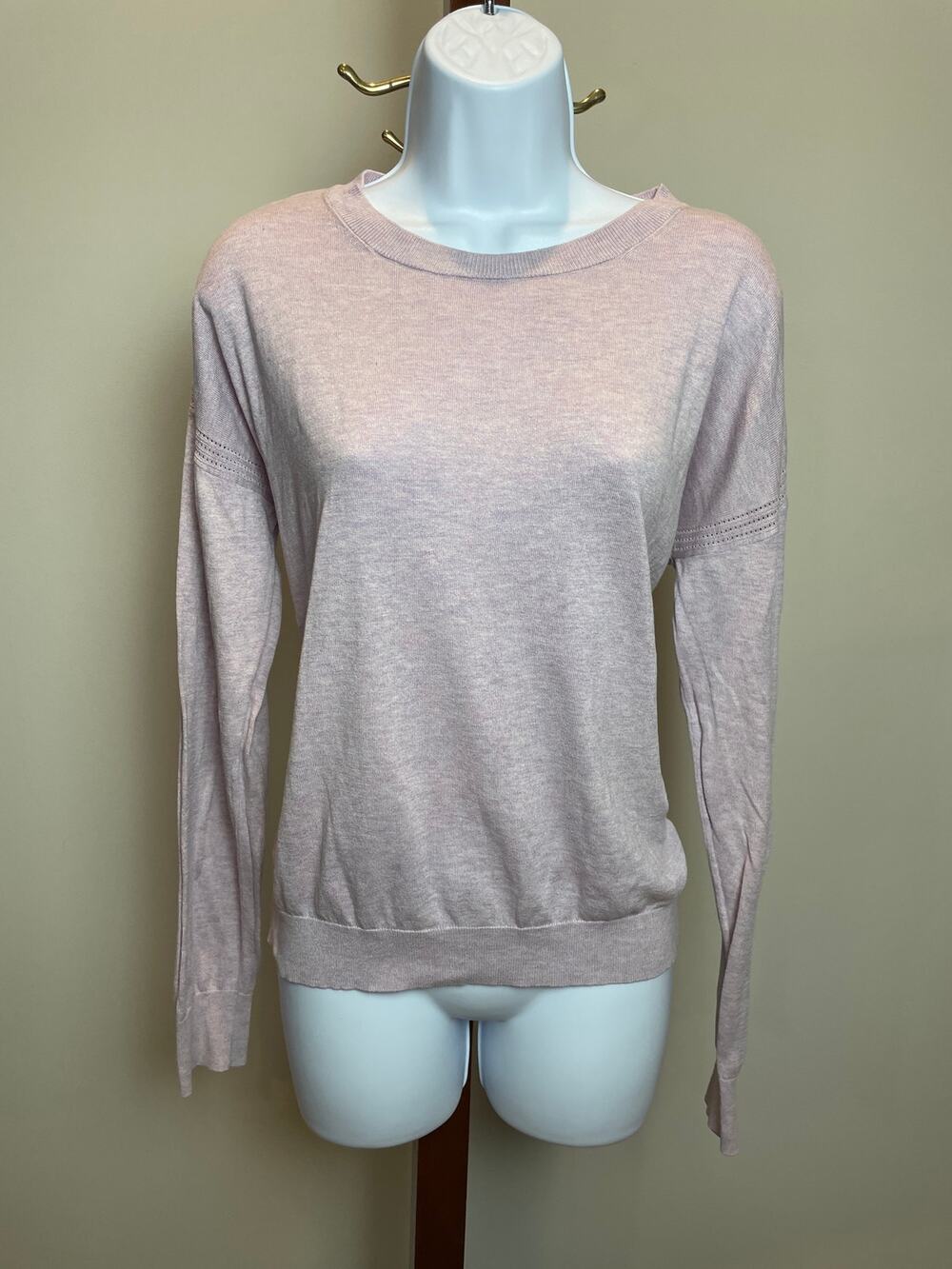 Banana Republic Sweater Size L Lavender Purple Lightweight Silk Cotton Blend